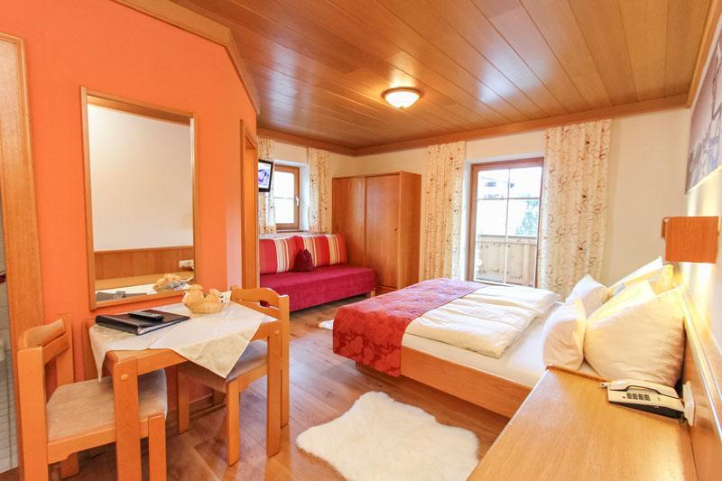 Ferienhof Pfefferbauer Saalbach-Hinterglemm Bagian luar foto